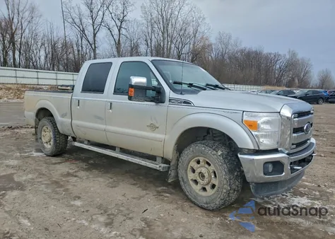 2015 Ford F250 Super Duty из США, поврежденный, VIN 1FT7W2BT0FEC22100